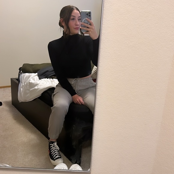 Meet your Posher, Lexi - Picture 3 of 3